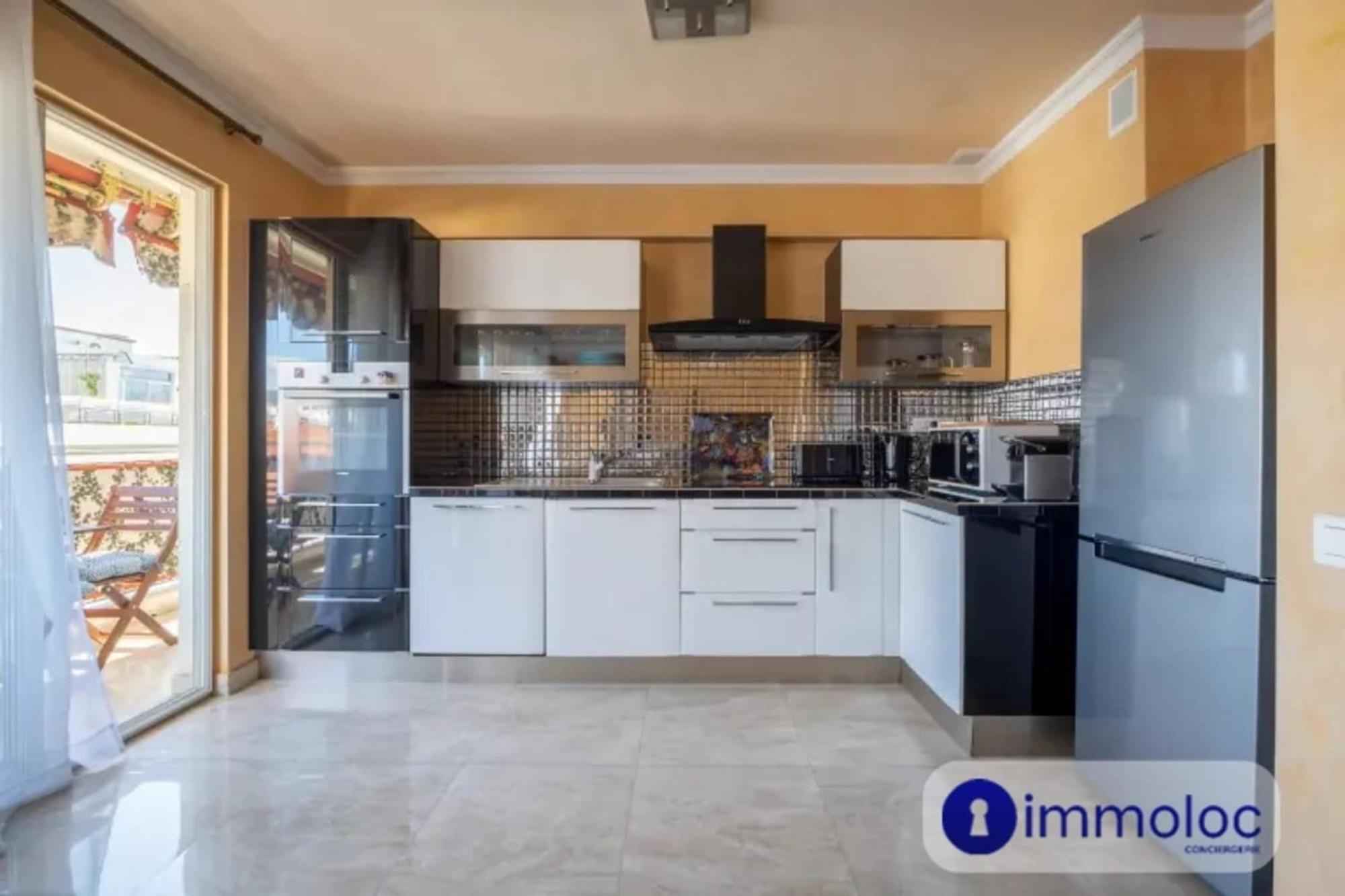 Air-Conditioned Apartment With Terrace Sea View Nice Exterior foto